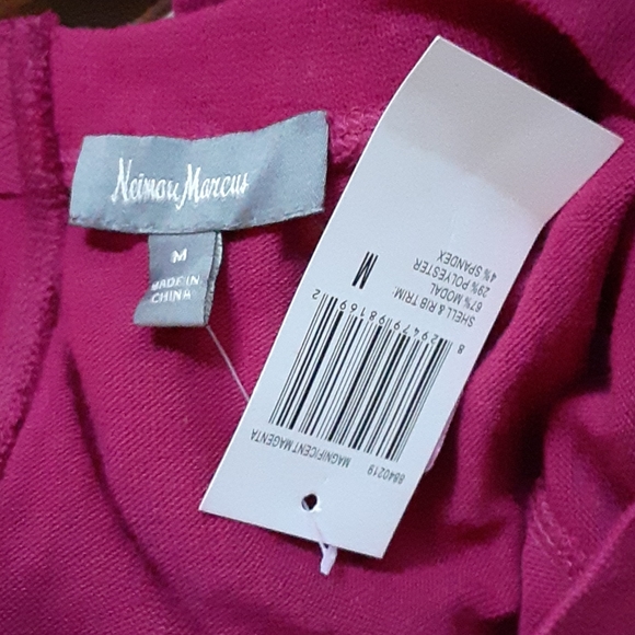 Neiman Marcus modal, polyester blend top - Picture 4 of 5